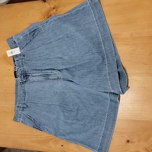 Tall- NWT Soft High Waist Gap Shorts